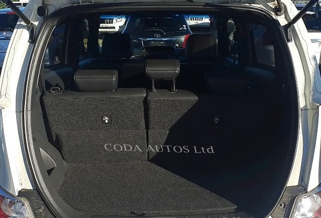 TOYOTA bB 2015
